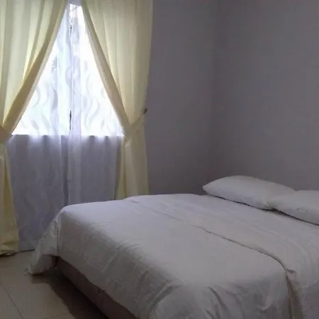 Meru Homestay Suitable For Up To 7 People Klang Exterior photo